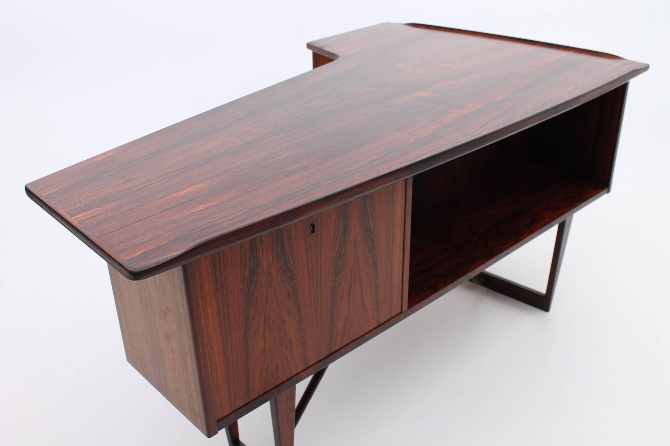 Danish Rosewood Desk by Peter Lovig Nielsen, 1956 - Scandinavian Modern 