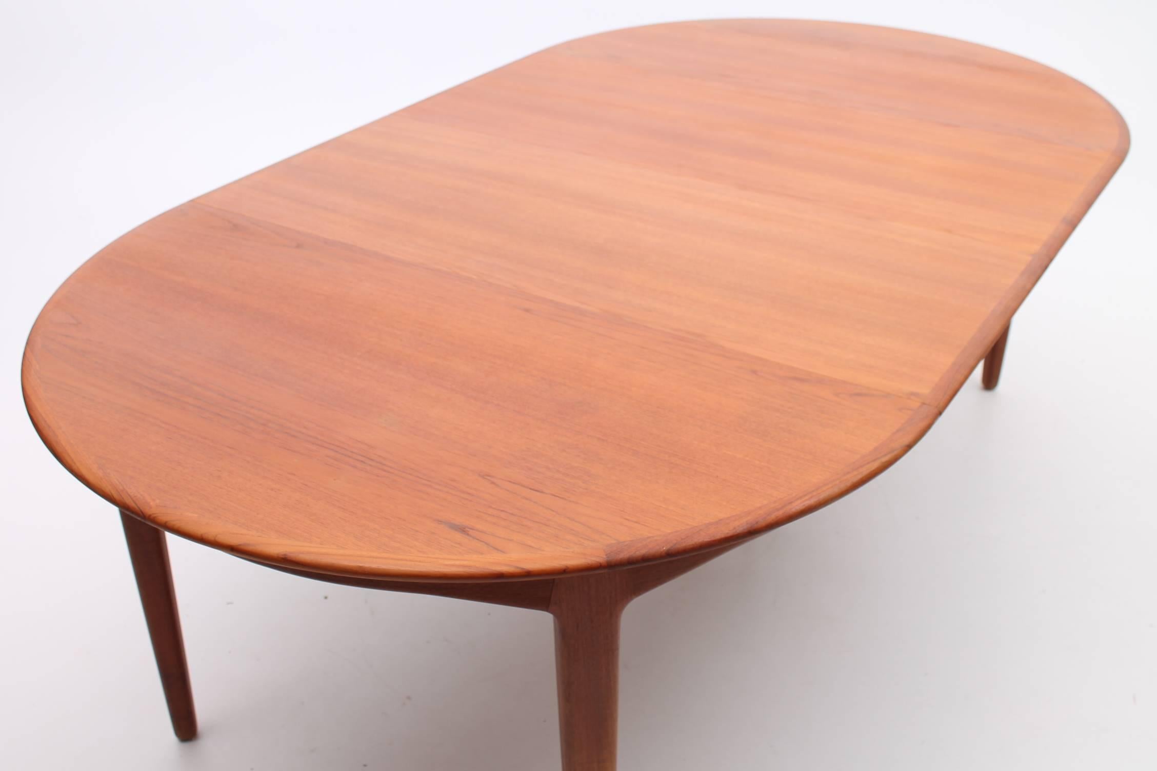 Mid-20th Century Danish, Mid-Century Teak Round Dining Table by Henning Kjaernulf, 1962