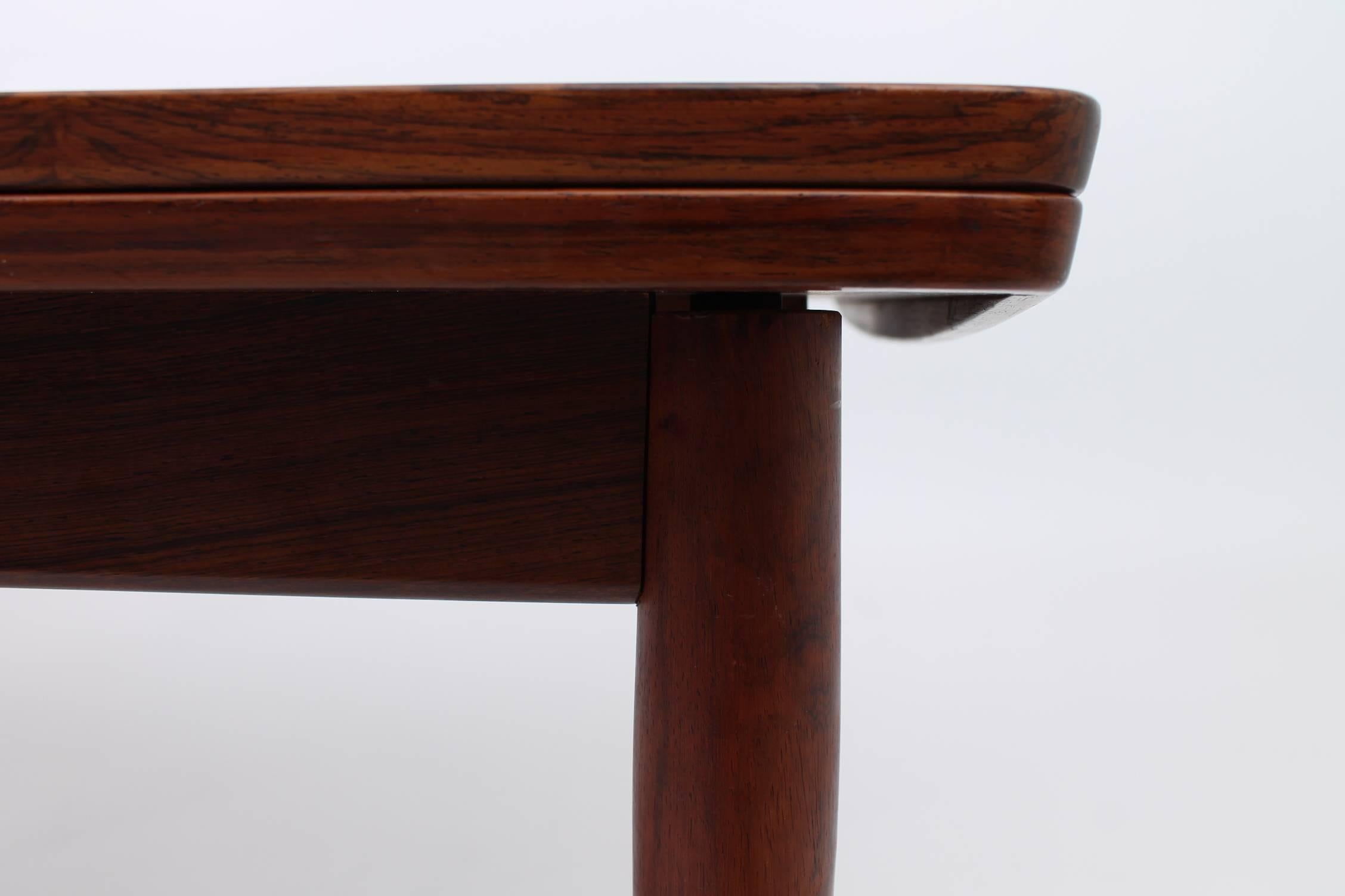 Scandinavian Modern Large Rosewood Arne Vodder for Sibast Furniture Dining Table with Hidden Leaves For Sale