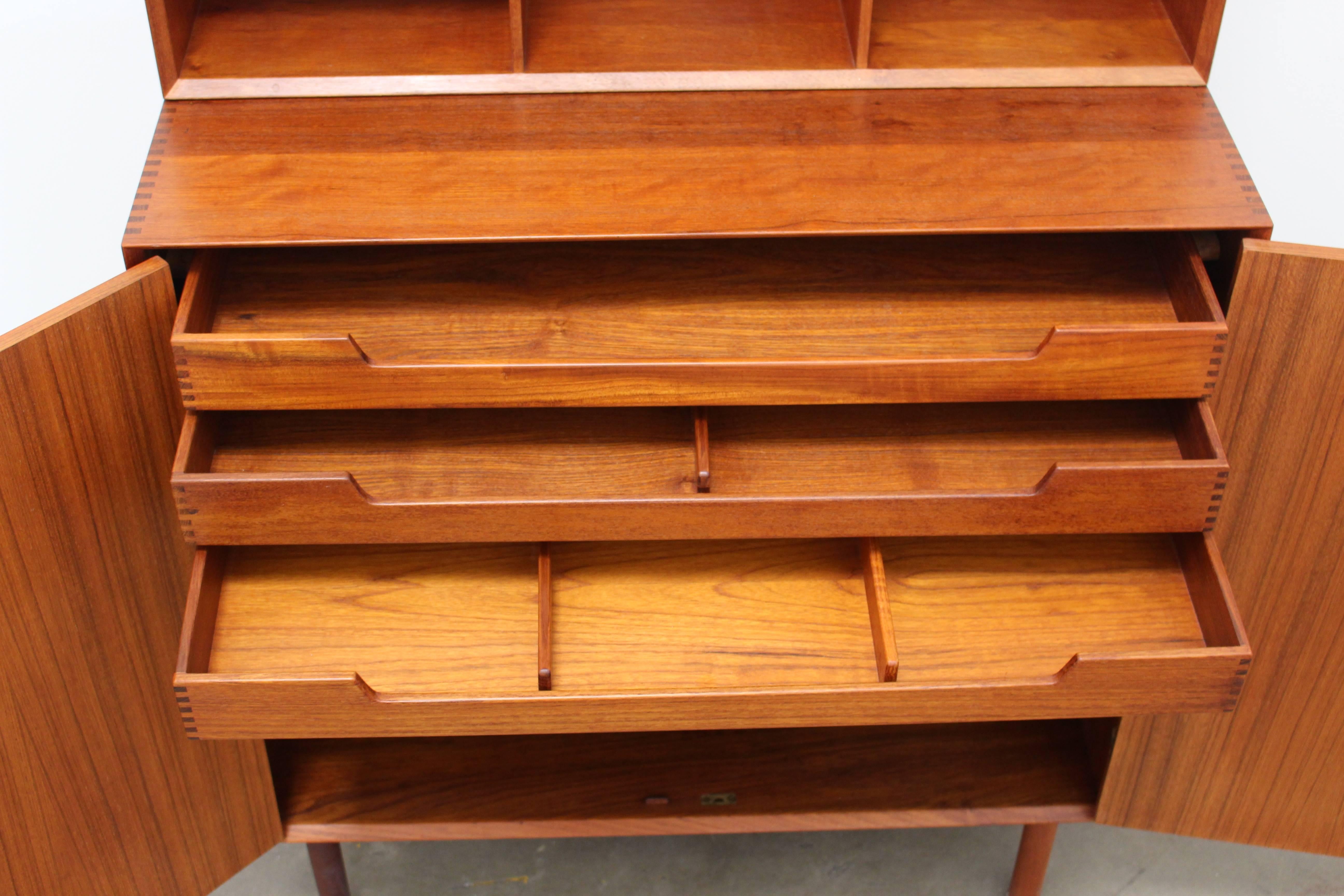 Mid-20th Century Solid Teak Cabinet by Hvidt + Mølgaard with Removable Bookcase, 1960s For Sale