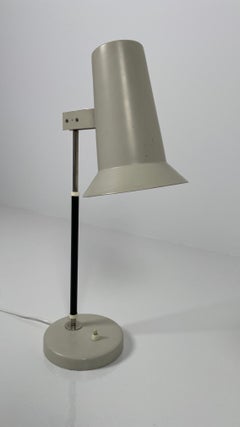 Yki Nummi model 40-040 table lamp for Stockmann-Orno, Finland, 1950s