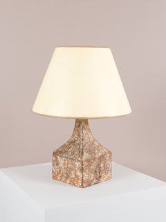 French sculptural ceramic table lamp, pyramid base, Mid-century, XXth, 1960