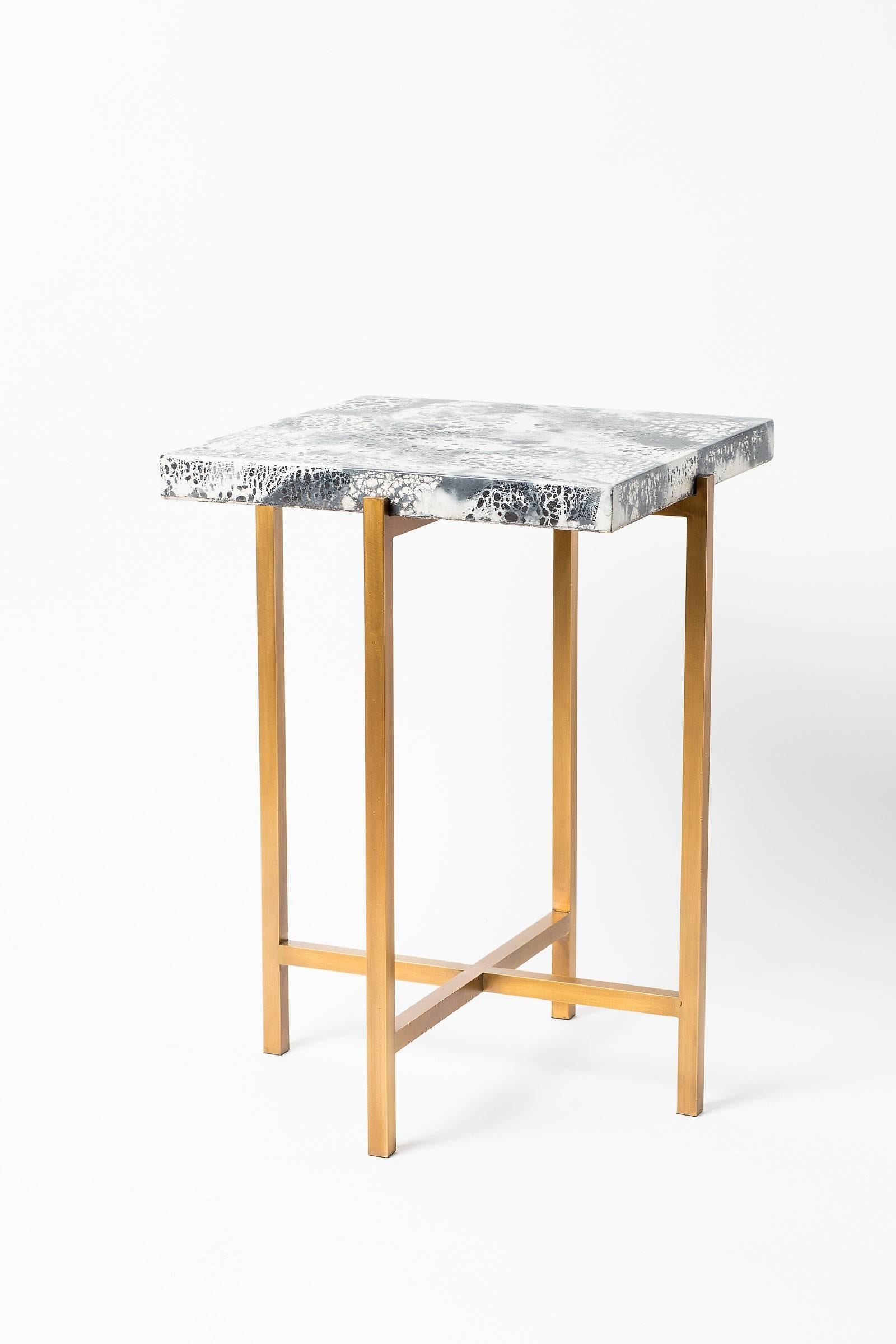 Square Concrete Table In Excellent Condition For Sale In New York, NY