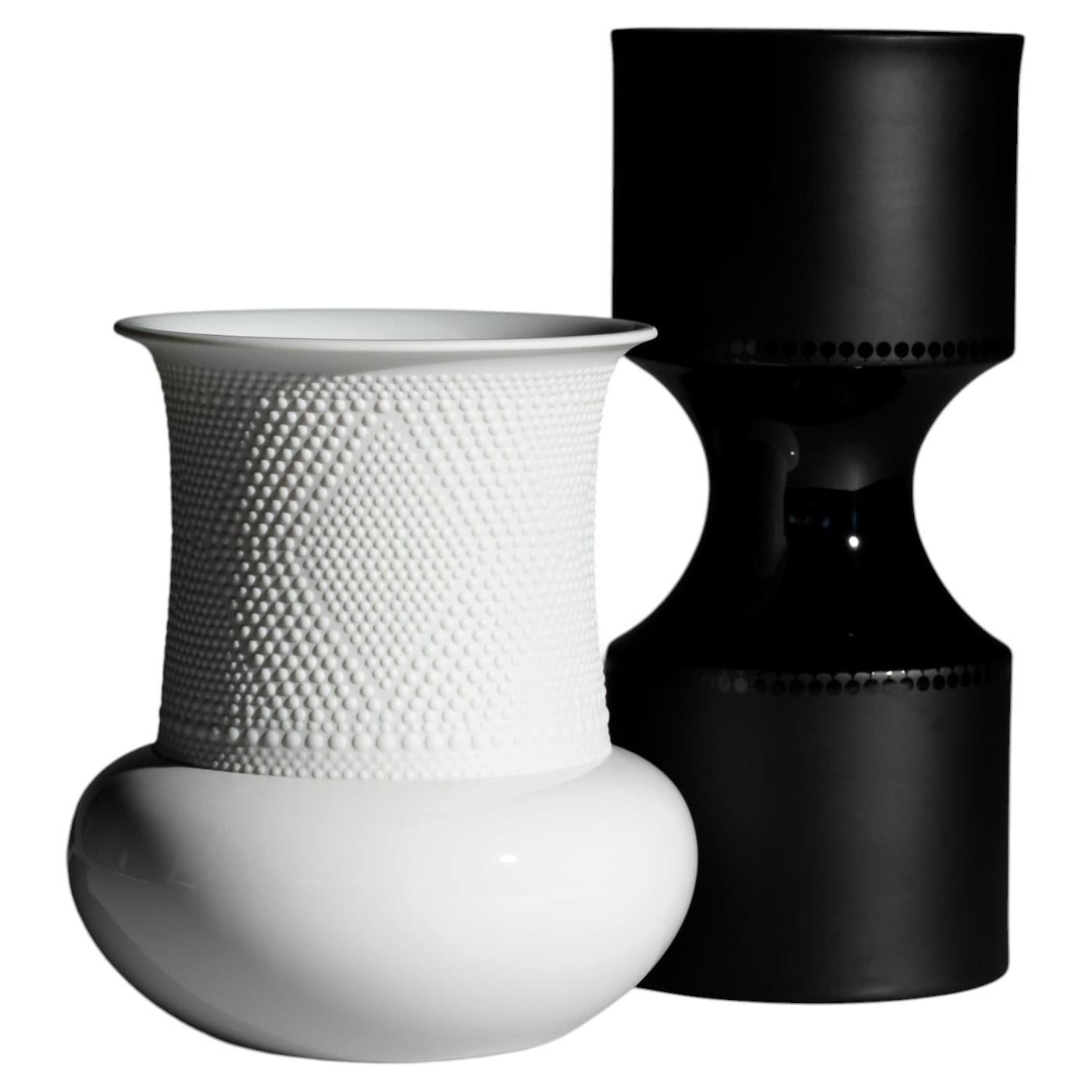 Coppia di vasi in porcellana bianca e nera Tapio Wirkkala Rosenthal Studio-Line