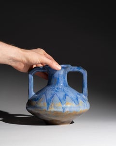 Vase aus Pierrefonds mit kristalliner Glasur und zwei Henkeln, Frankreich, ca. 1910er–1920er Jahre