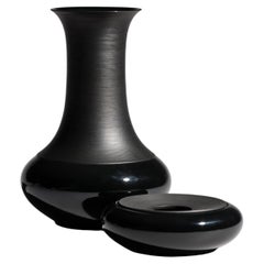 Tapio Wirkkala Porcelaine Noire Vase and Ashtray, Rosenthal, 1960s