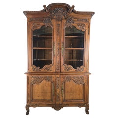 French Louis XVI Carved Pine Display Cabinet, circa 1780