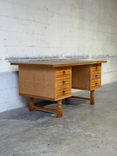 Henning Kjaernulf Oak Executive Desk with 6 Drawers MCM Denmark 1960s