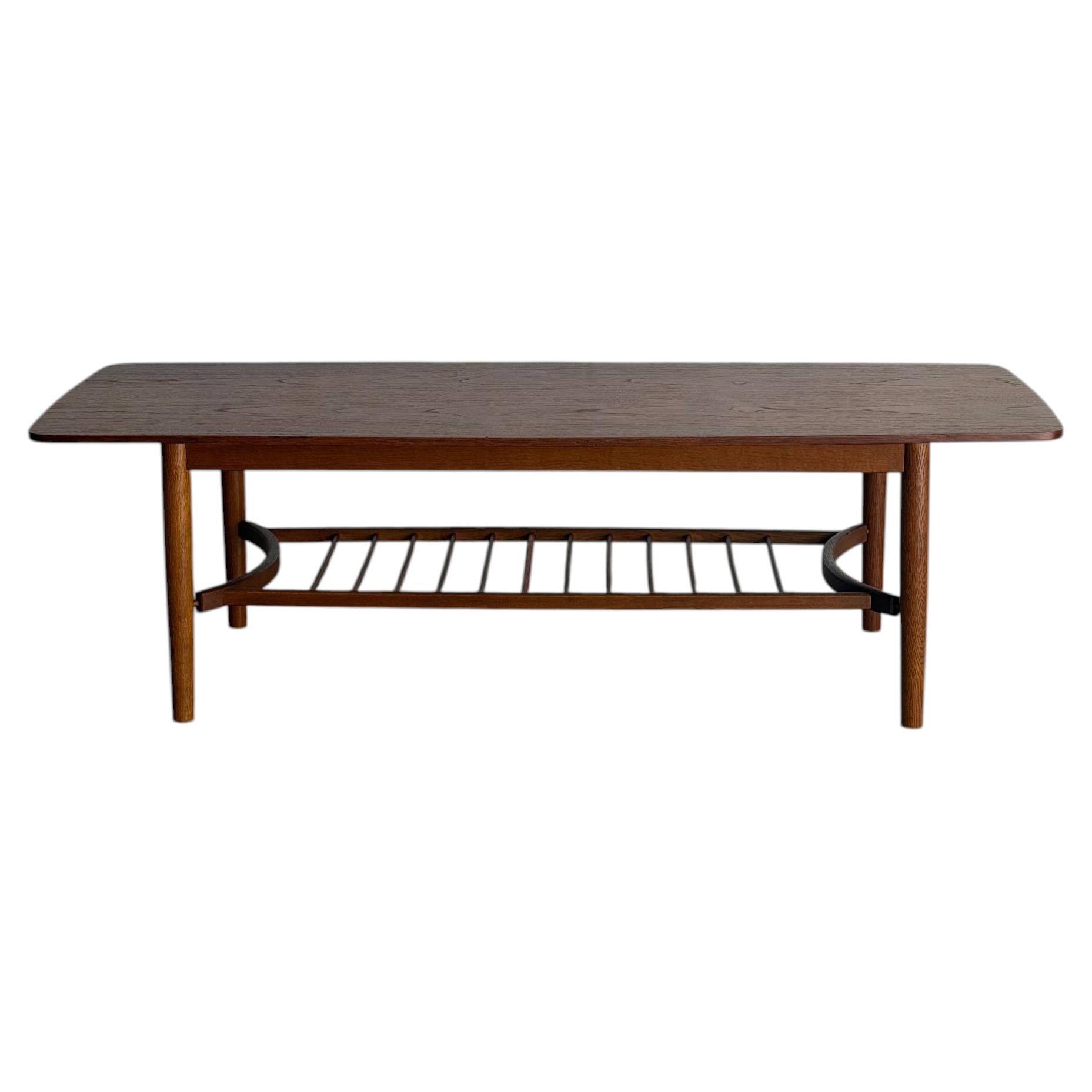 Table basse en teck avec tablette inférieure à lattes, style « Mid-Century Modern », Danemark, années 1960