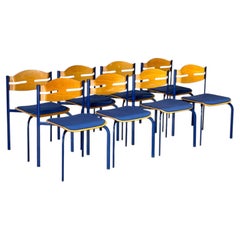 Set di 8 sedie impilabili Niels Larsen, vintage danese in stile Mid-Century Modern
