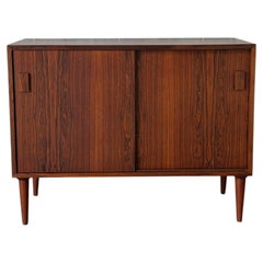 Sideboard aus Rosenholz mit Schiebetüren, dänischer Mid-Century-Modern-Stil, 1960er Jahre