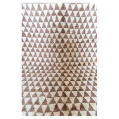 Hand-Knotted Amazigh Berber Wool Rug, Ivory & Brown, Geometric Pattern