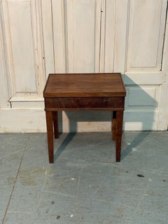 Late 19th-Century Walnut Games Table with Raised Gallery Top and Drawer
