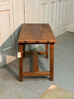 Table de menuisier du début du XXe siècle, en bois de charme, provenant d'une ancienne usine