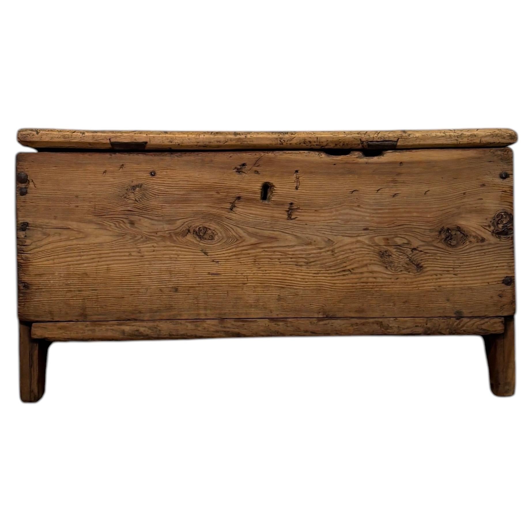 19th-Century Rustic Larch Wood Chest For Sale