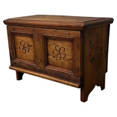 Larch Wood Storage Bench – Late 19th Century