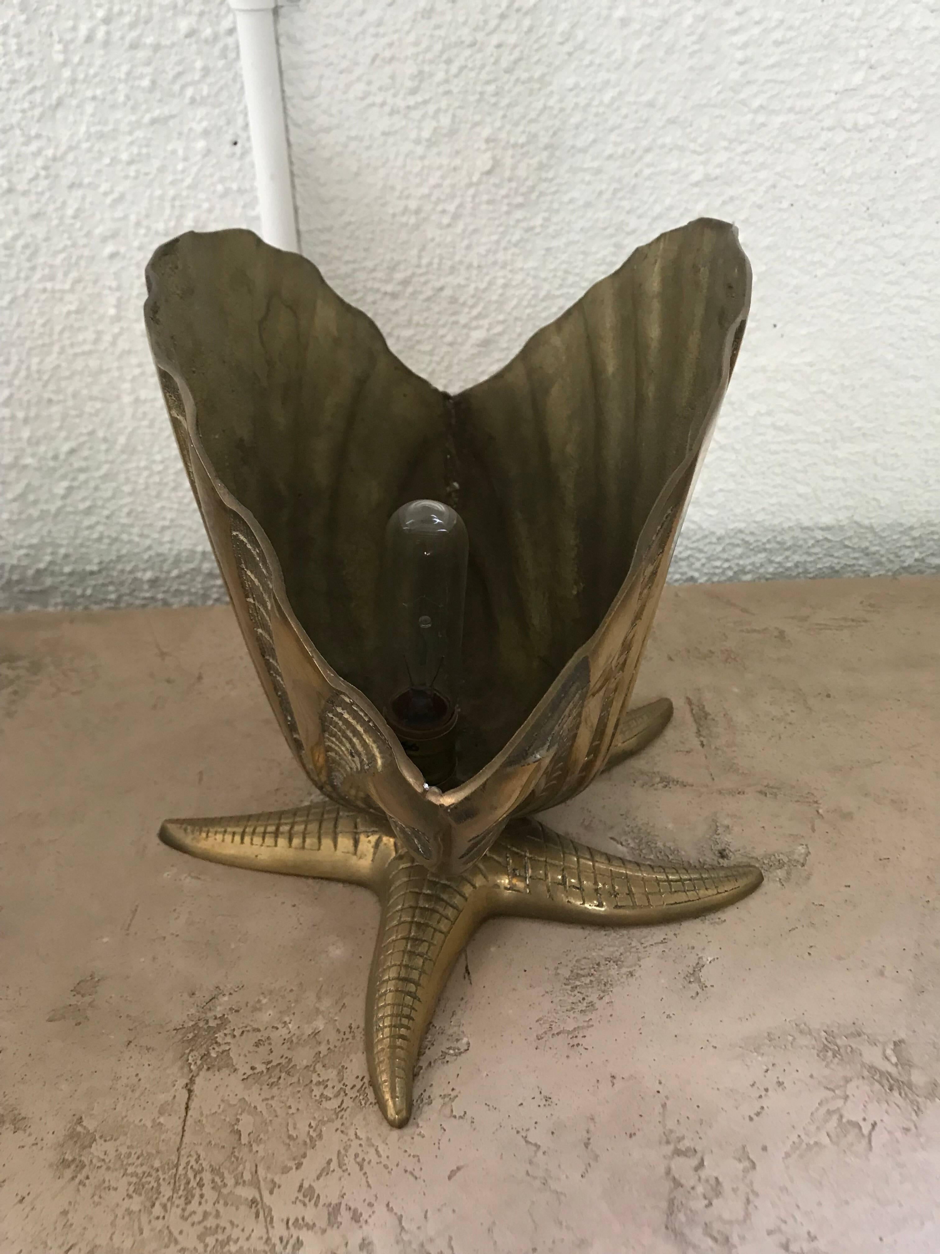 Hollywood Regency Nautical Brass Shell and Starfish Motif Lamp