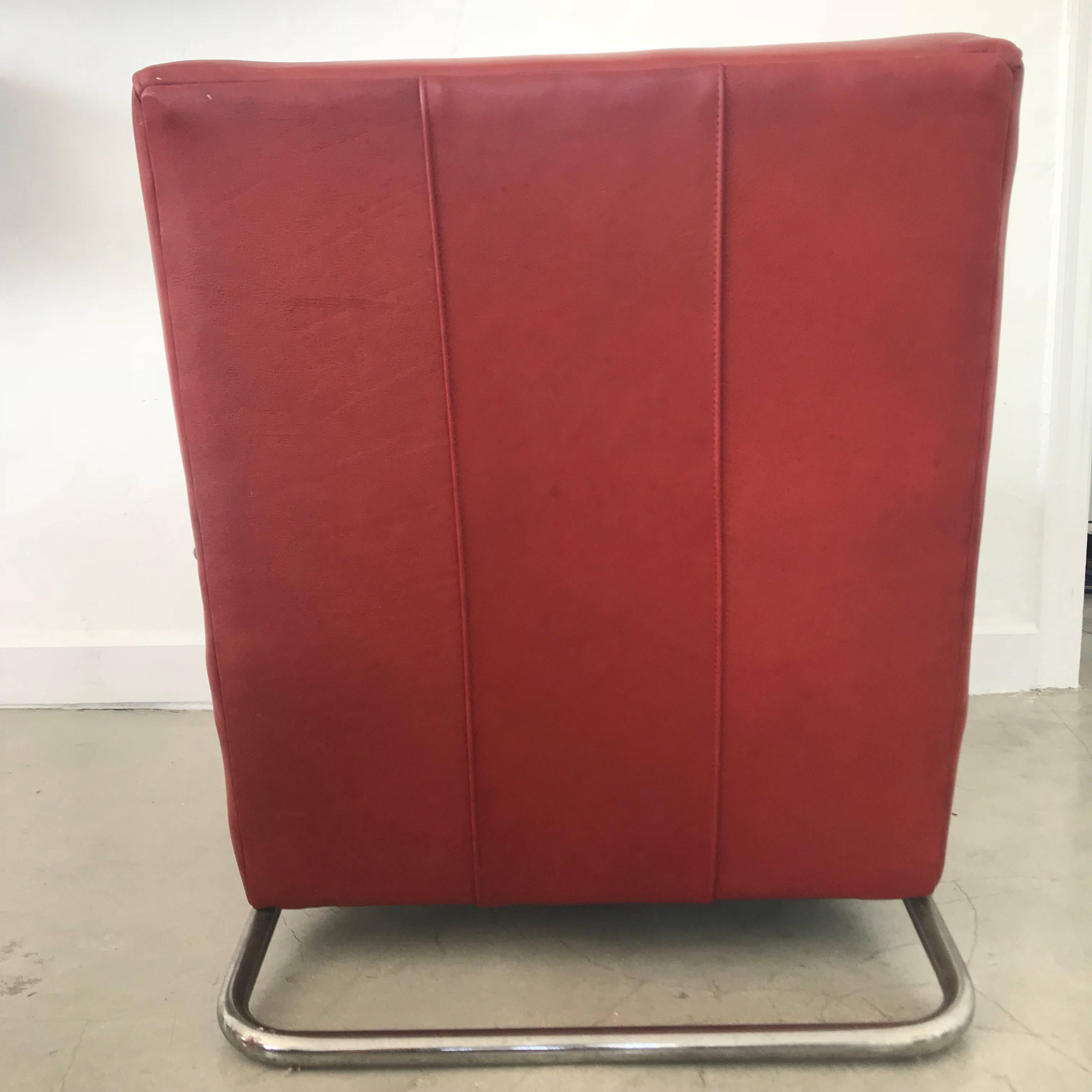 Art Deco Tubular Chrome and Red Leather Chair In Excellent Condition In Miami, FL