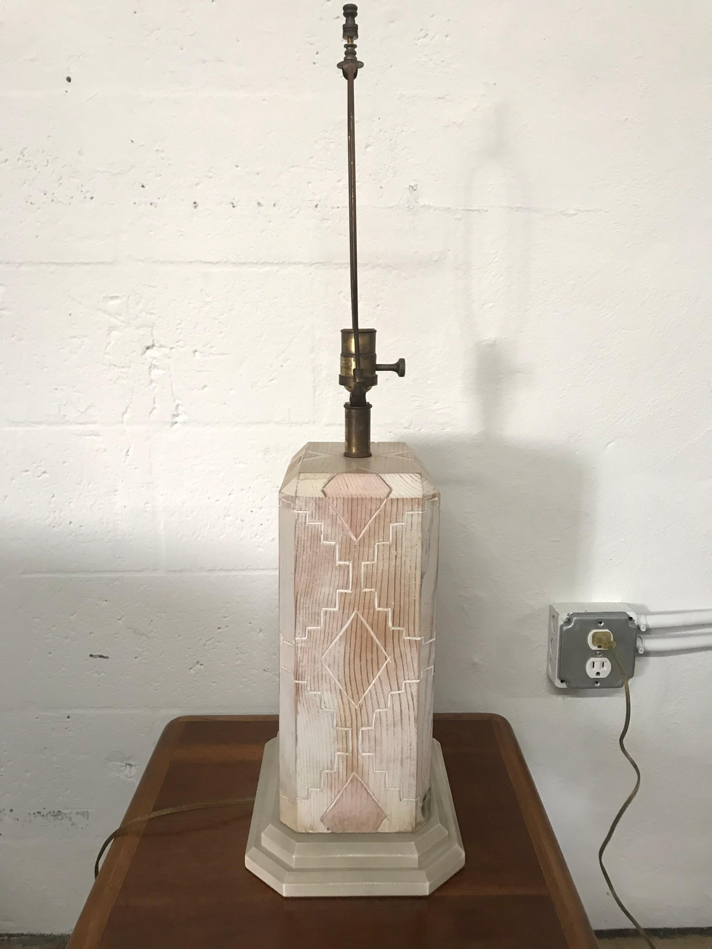 Southwestern Style Cerused White Washed Oak Table Lamp by Sarreid Ltd In Good Condition For Sale In Miami, FL
