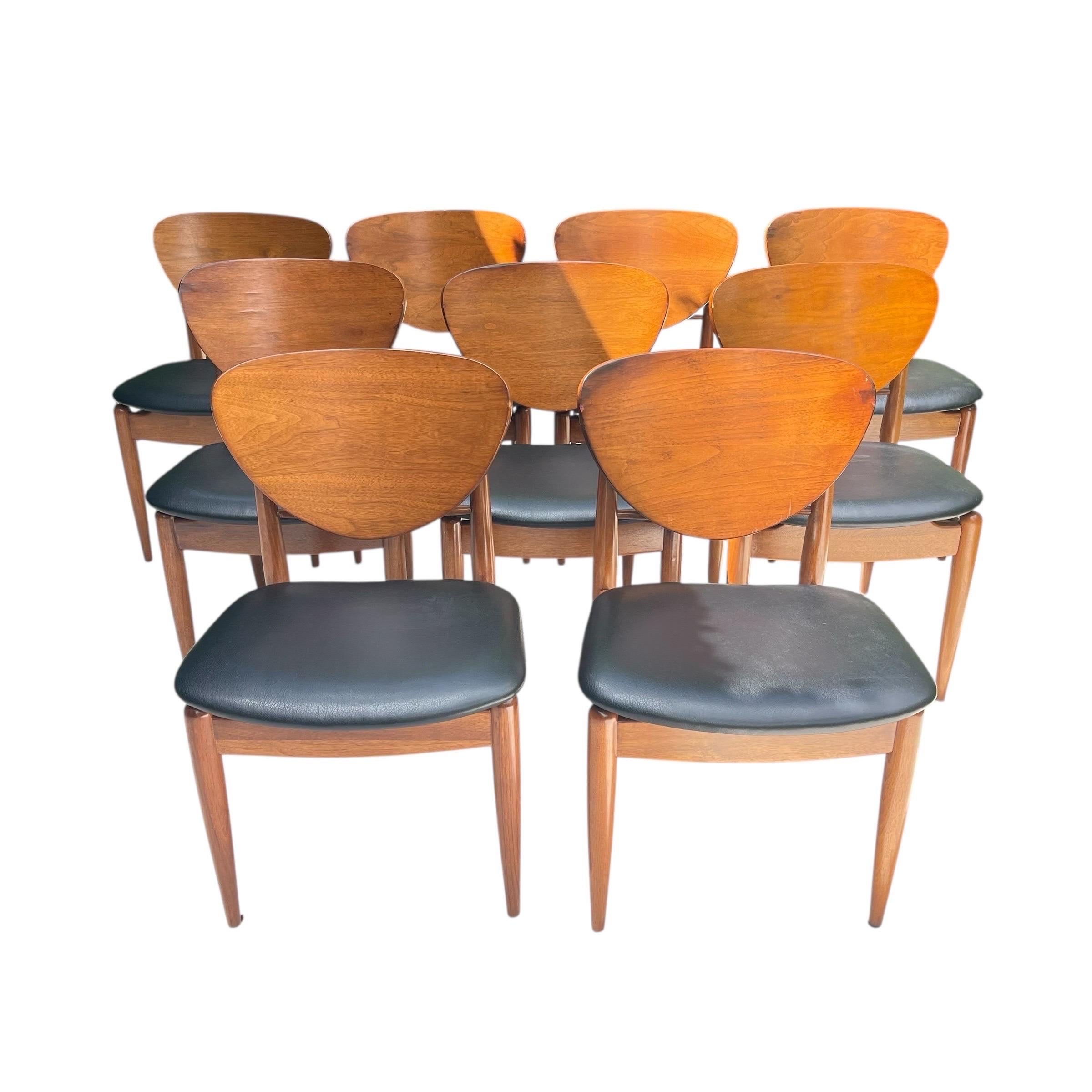 Set of 14 Finn Juhl Attributed Mid Century Walnut Dining Chairs, Denmark, 1950s For Sale 3