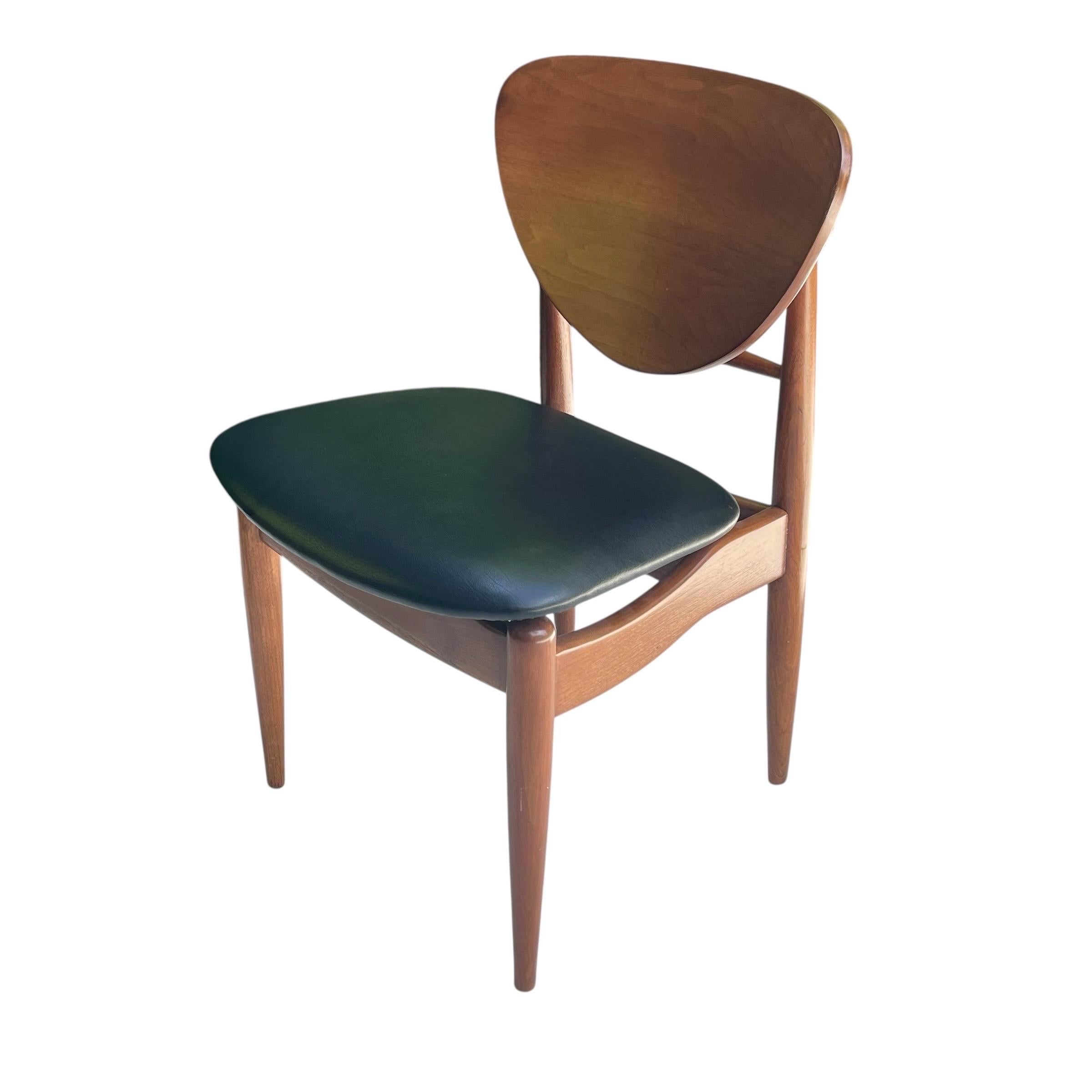 Set of 14 Finn Juhl Attributed Mid Century Walnut Dining Chairs, Denmark, 1950s For Sale 6