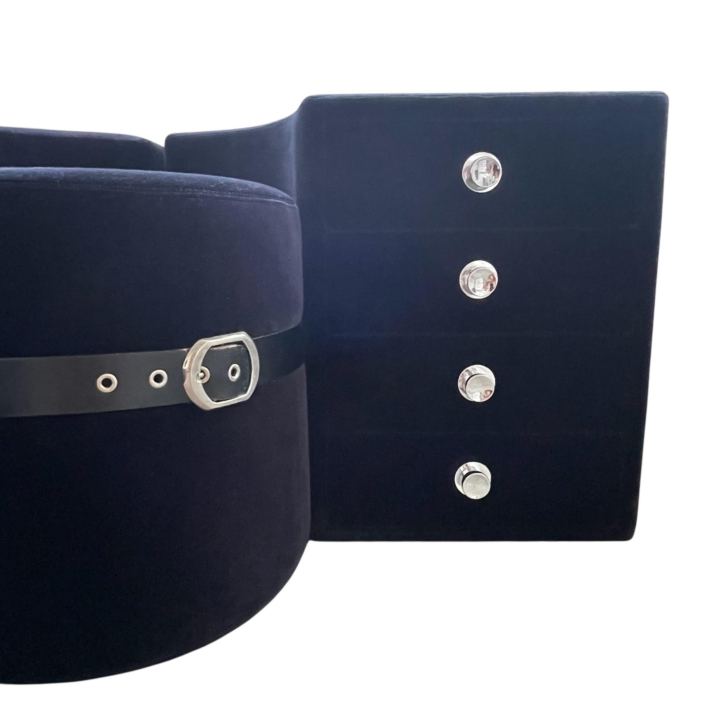 Guido Faleschini Tucromo Velvet King Size Bed by i4 Mariani, Italy, 1970s For Sale 5