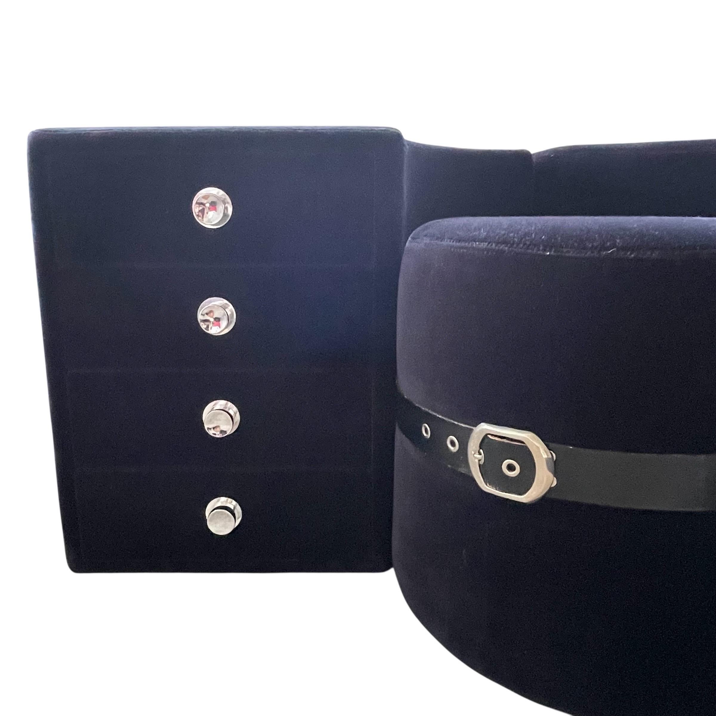 Guido Faleschini Tucromo Velvet King Size Bed by i4 Mariani, Italy, 1970s For Sale 3