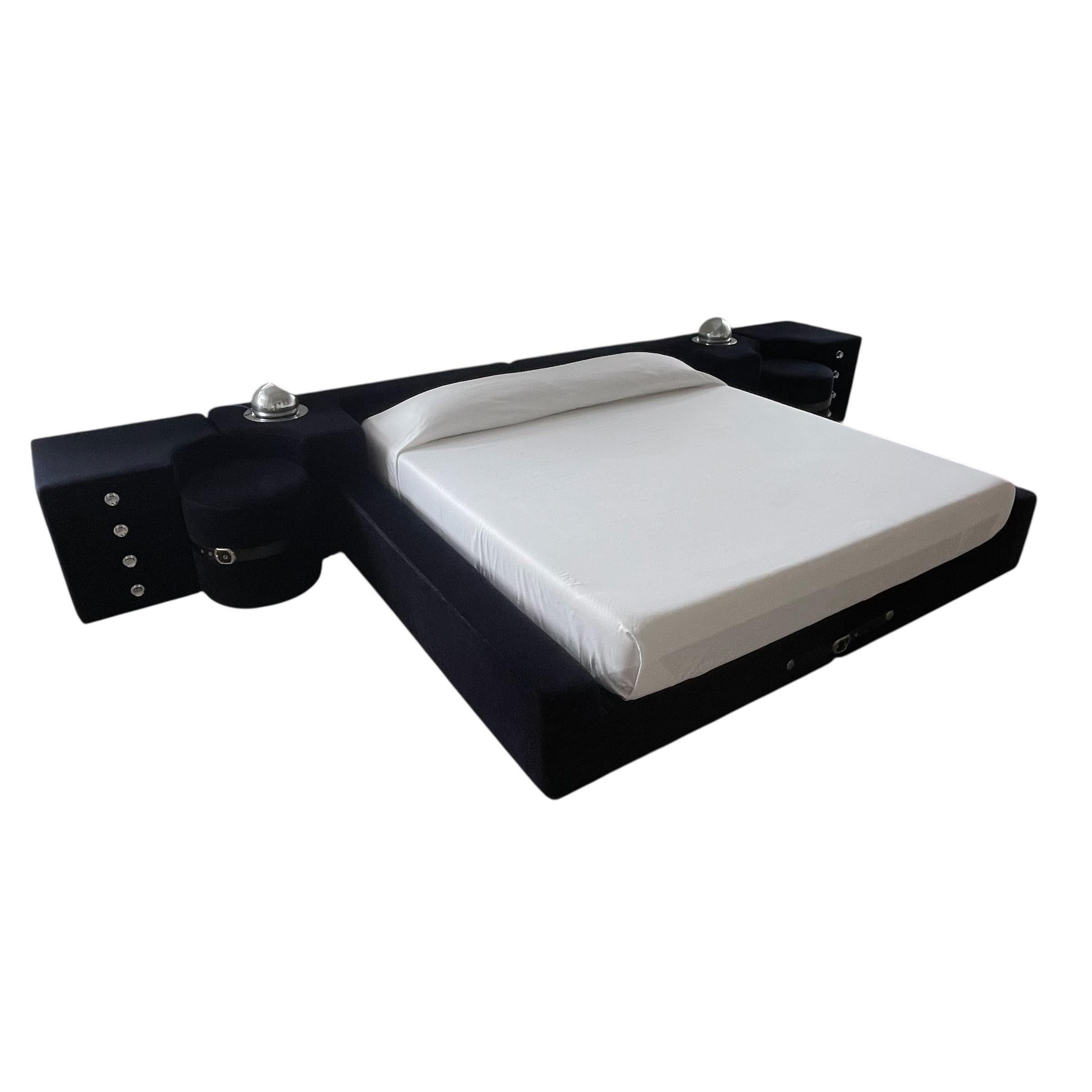 Italian Guido Faleschini Tucromo Velvet King Size Bed by i4 Mariani, Italy, 1970s For Sale