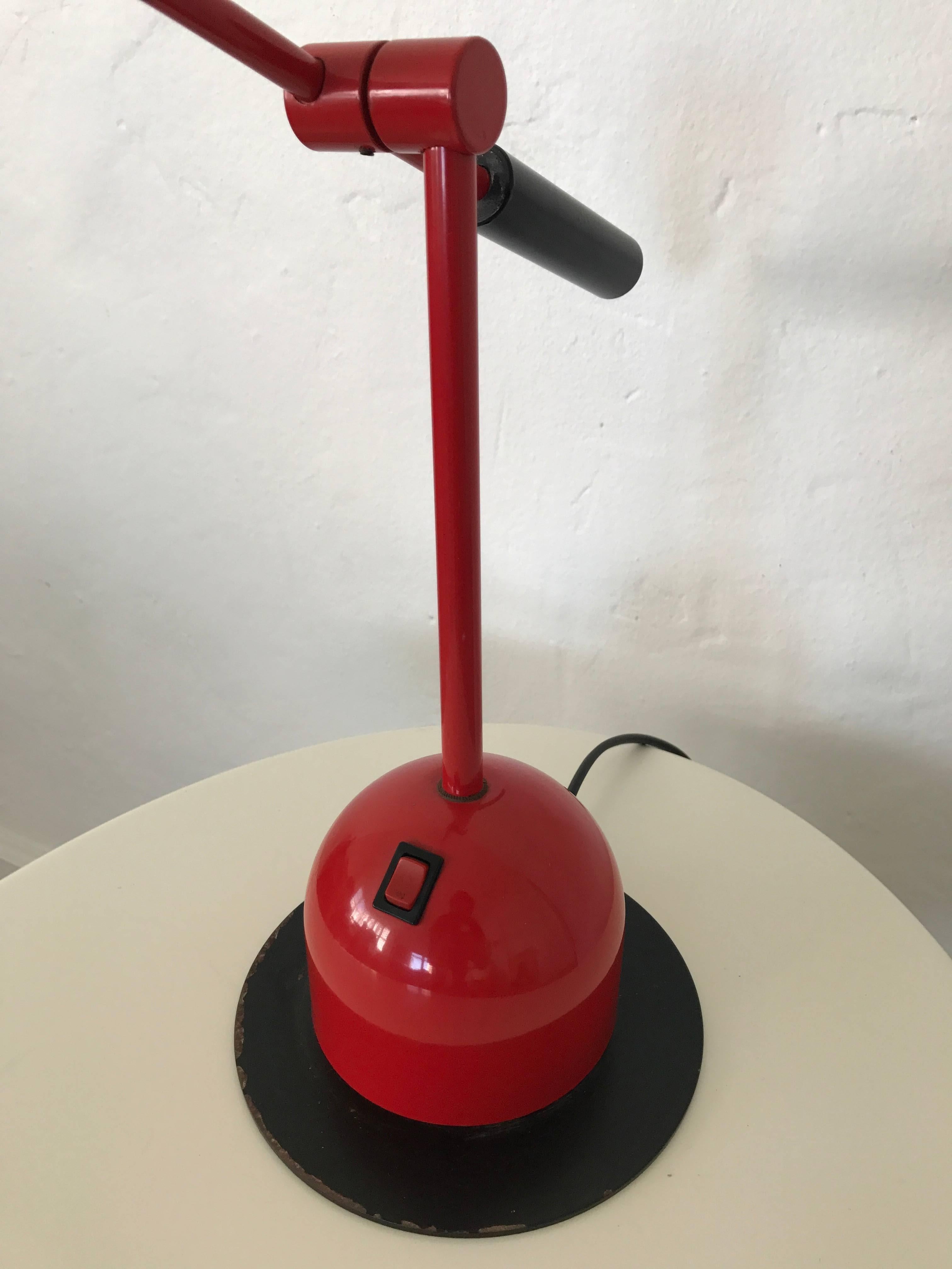 Post Modern Red Adjustable Desk Task or Table Lamp by Gammlux Italy, circa 1980s In Good Condition For Sale In Miami, FL