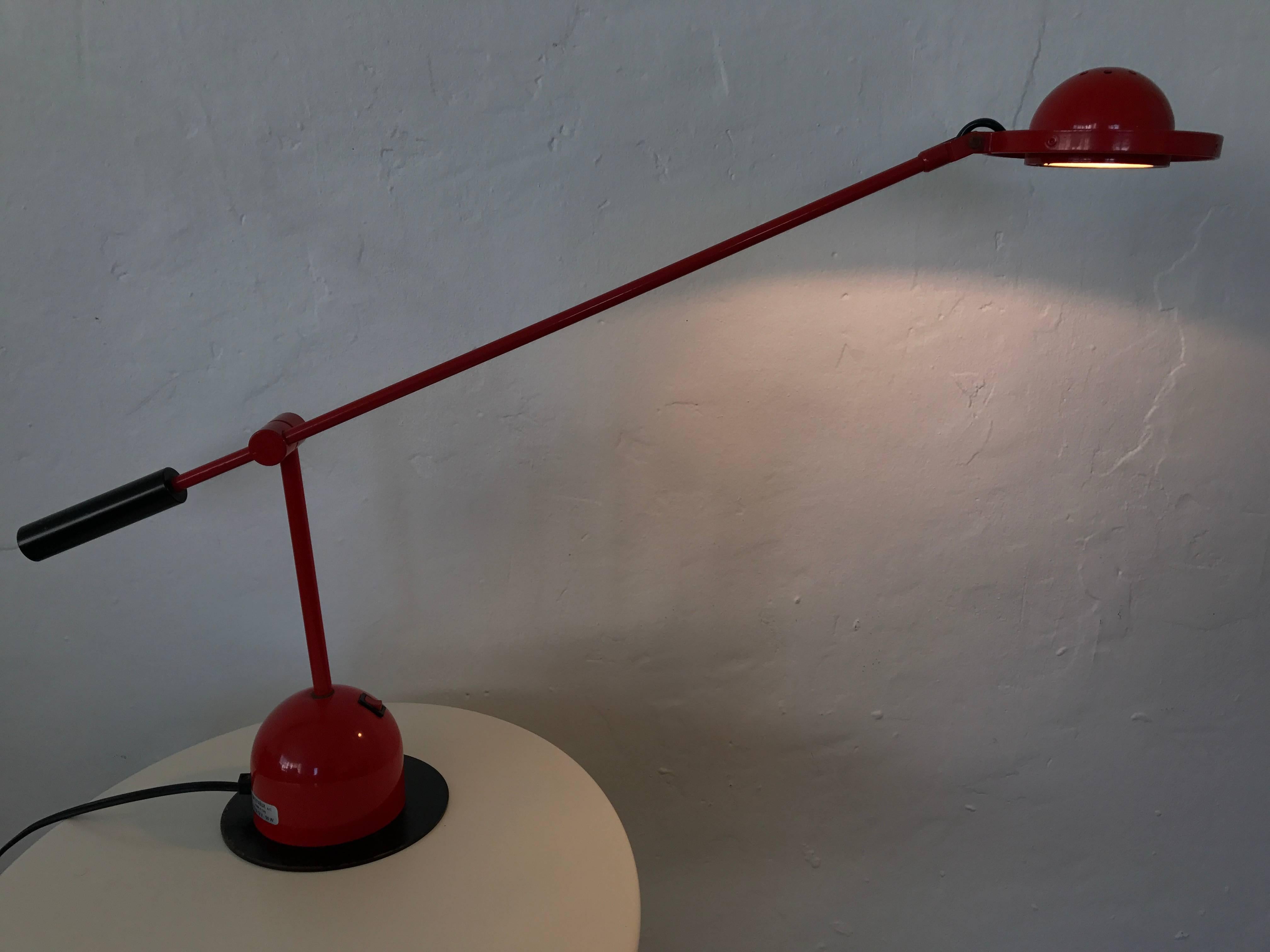 Metal Post Modern Red Adjustable Desk Task or Table Lamp by Gammlux Italy, circa 1980s For Sale