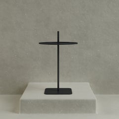 Black Round Modern Side Table by Oitoproducts - Lily 01