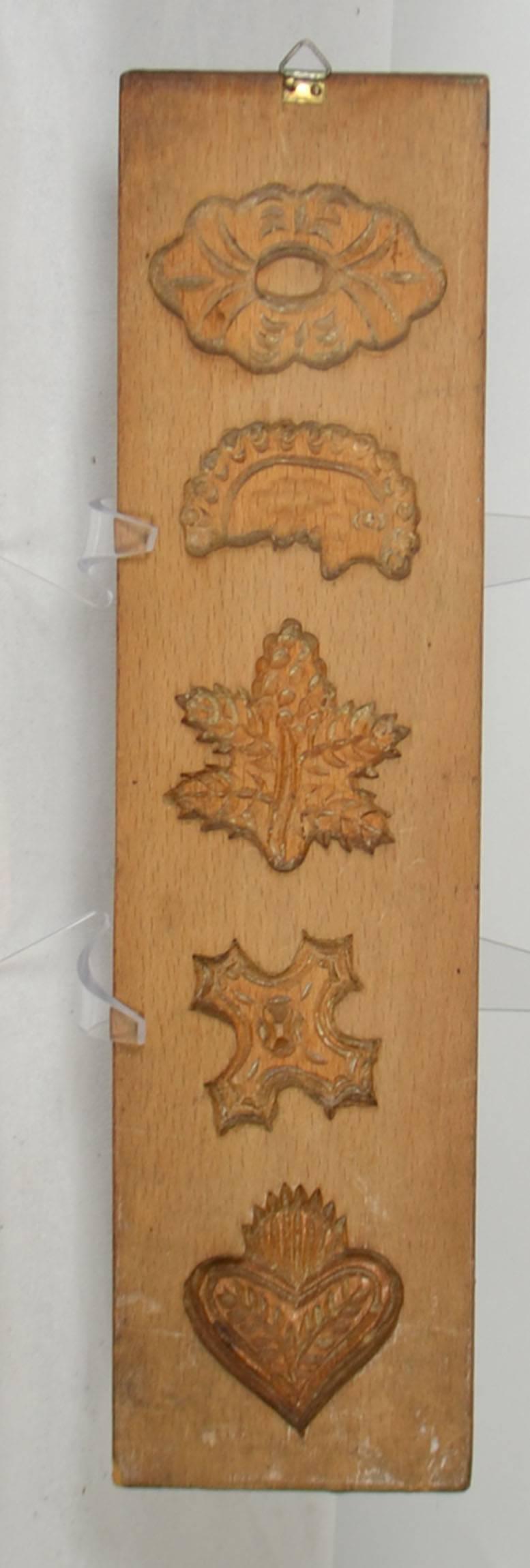 Carved Double-Sided Wooden Gingerbread Mold For Sale