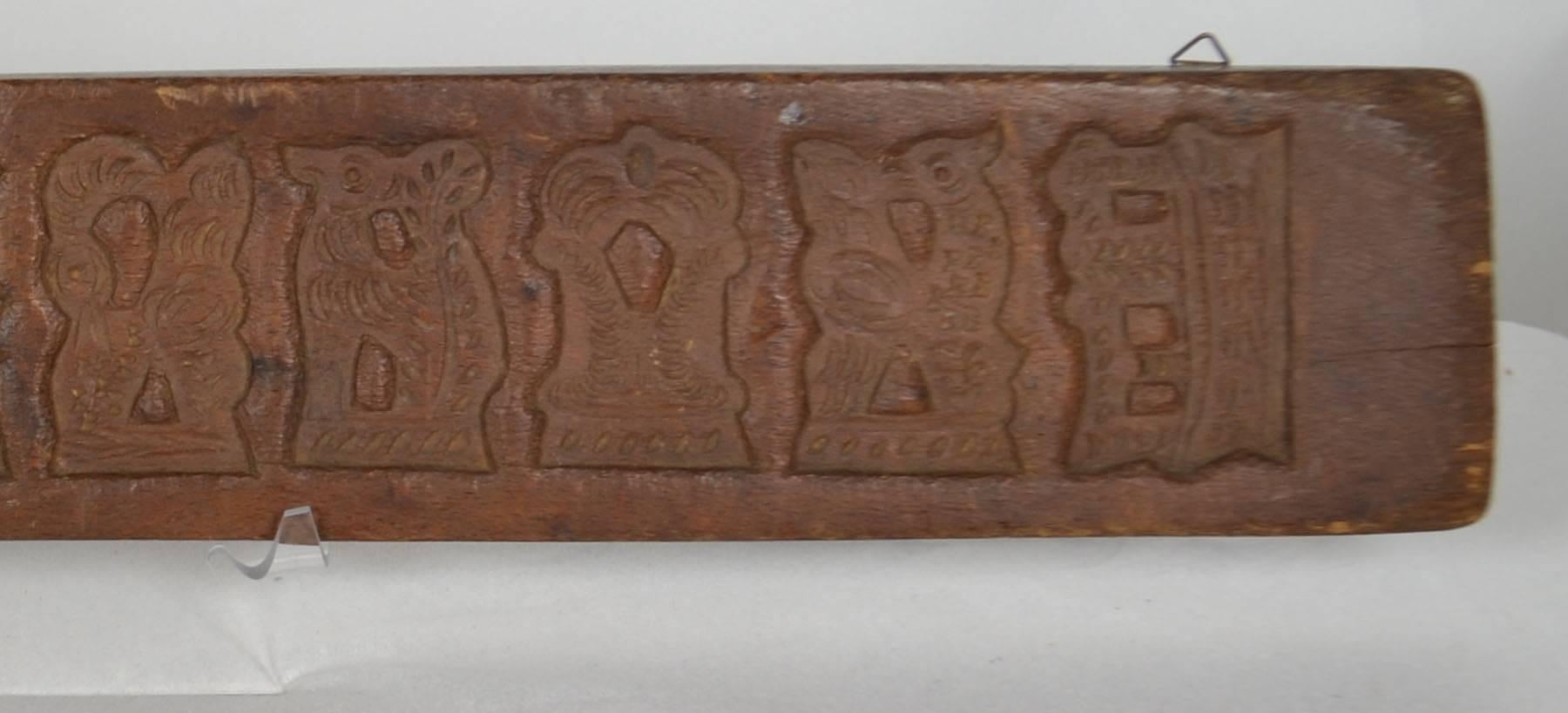 Wooden gingerbread mold (small animals and figures).
