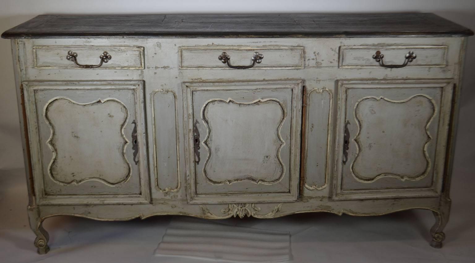 Late 19th century Louis XV style enfilade. Measures: 39
