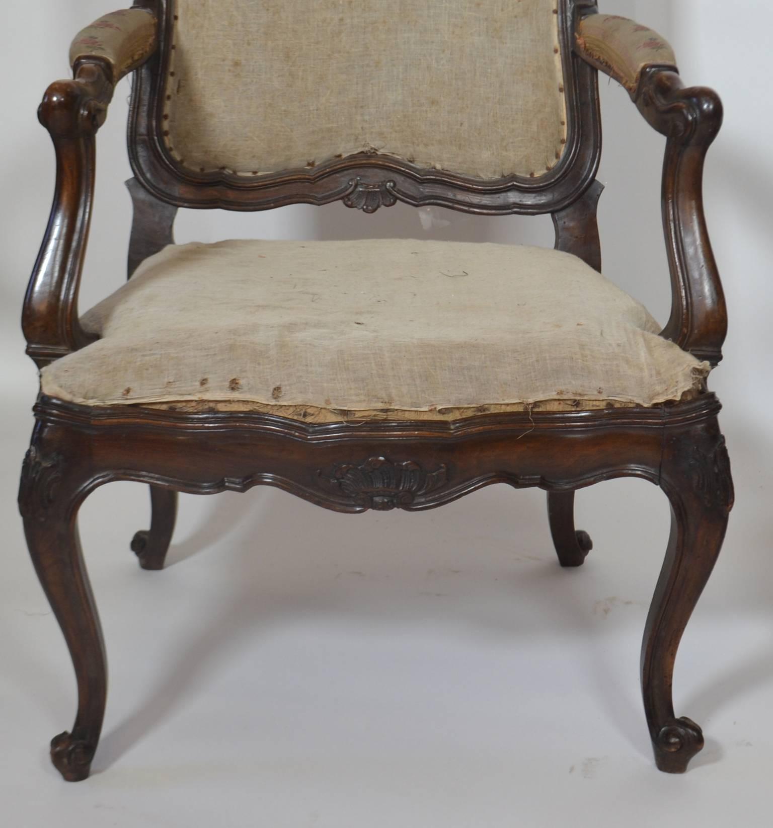 19th Century  Pair of Louis XV Walnut Fauteuils For Sale