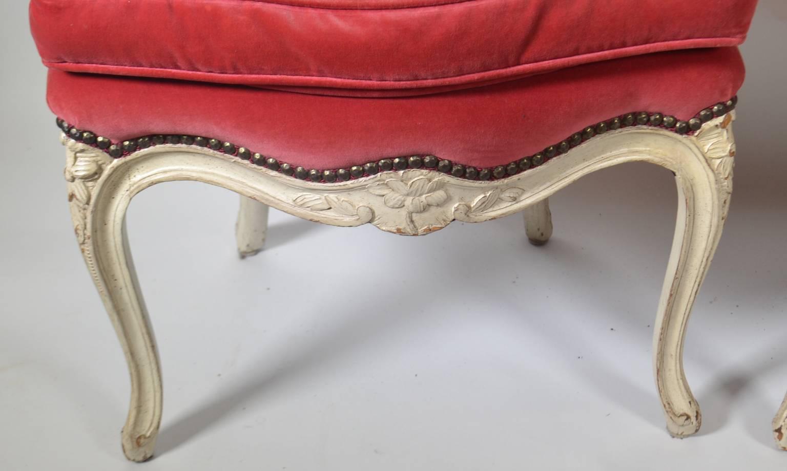 French Pair of Louis XV-Style Carved Chairs For Sale