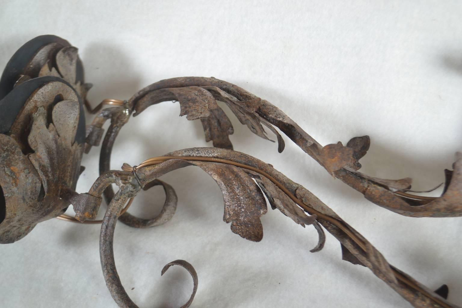 18th Century and Earlier Italian, Pair of 18th Century Wrought Iron Wall Sconces For Sale