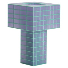 Lampada da tavolo portatile Tesser 5:8 in stile contemporaneo, stampata in 3D da Ridezign, color lavanda