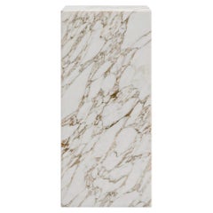 PIASTRA Calacatta Marble Pedestal