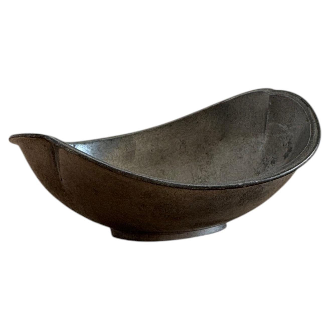 Just Andersen Sculptural Pewter Bowl, Model 2666, Denmark, 1930s For Sale
