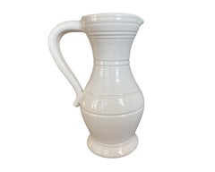 Brocca in ceramica "Bourgogne" smaltata bianca di Pol Chambost, 1950 circa