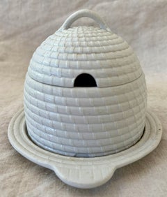 18th Century Wedgwood Queensware Bee Skep Form Honey Pot