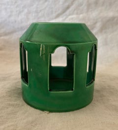 Impresionante comedero para pájaros de Wedgwood con esmalte verde, de alrededor de 1830