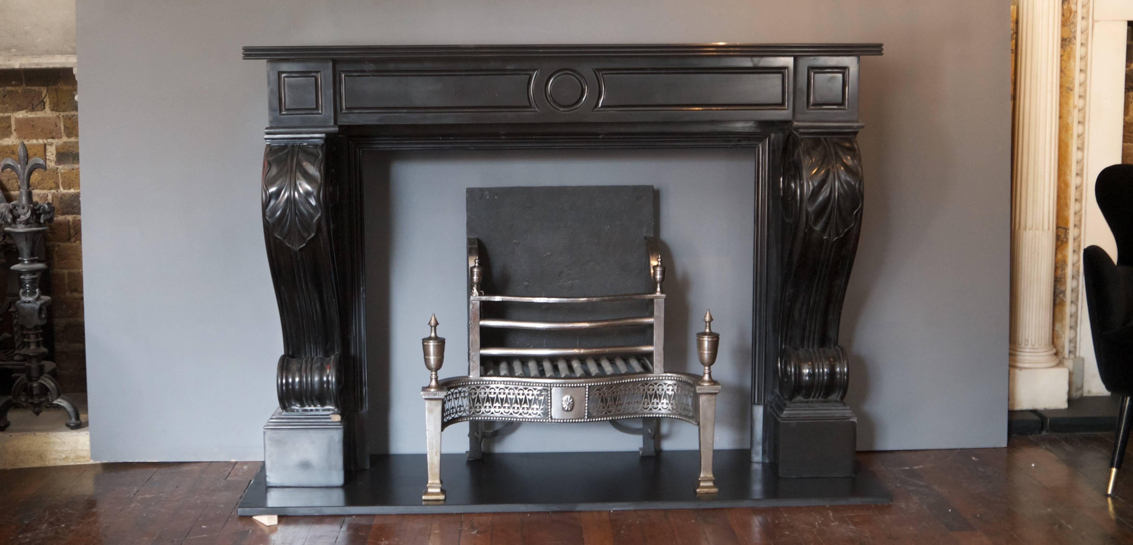 Early 19th Century, Regency Neoclassical Black Marble Surround In Good Condition In London, GB