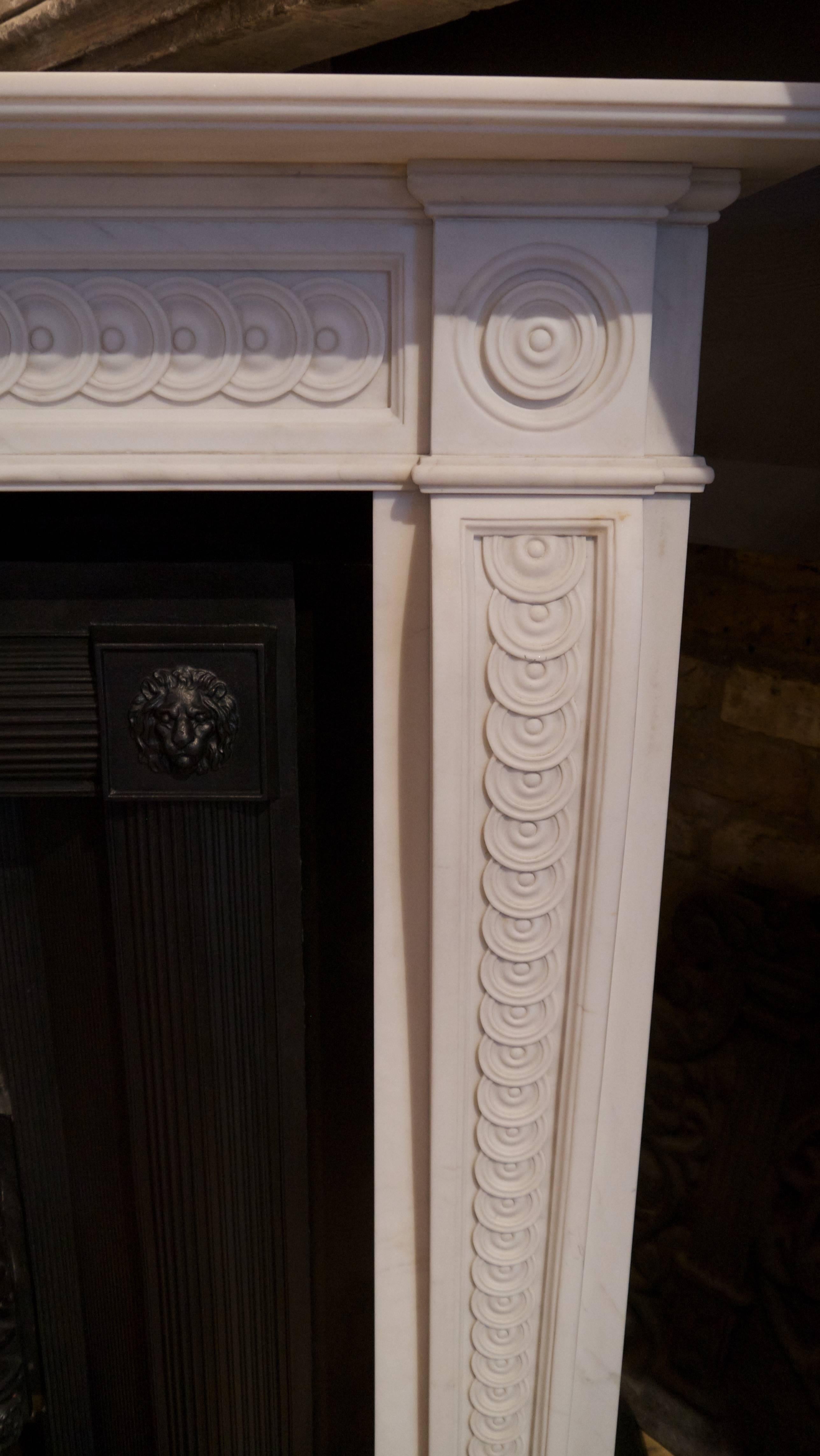 Reproduction Statuary white carved Georgian Style Marble fireplace For Sale 3