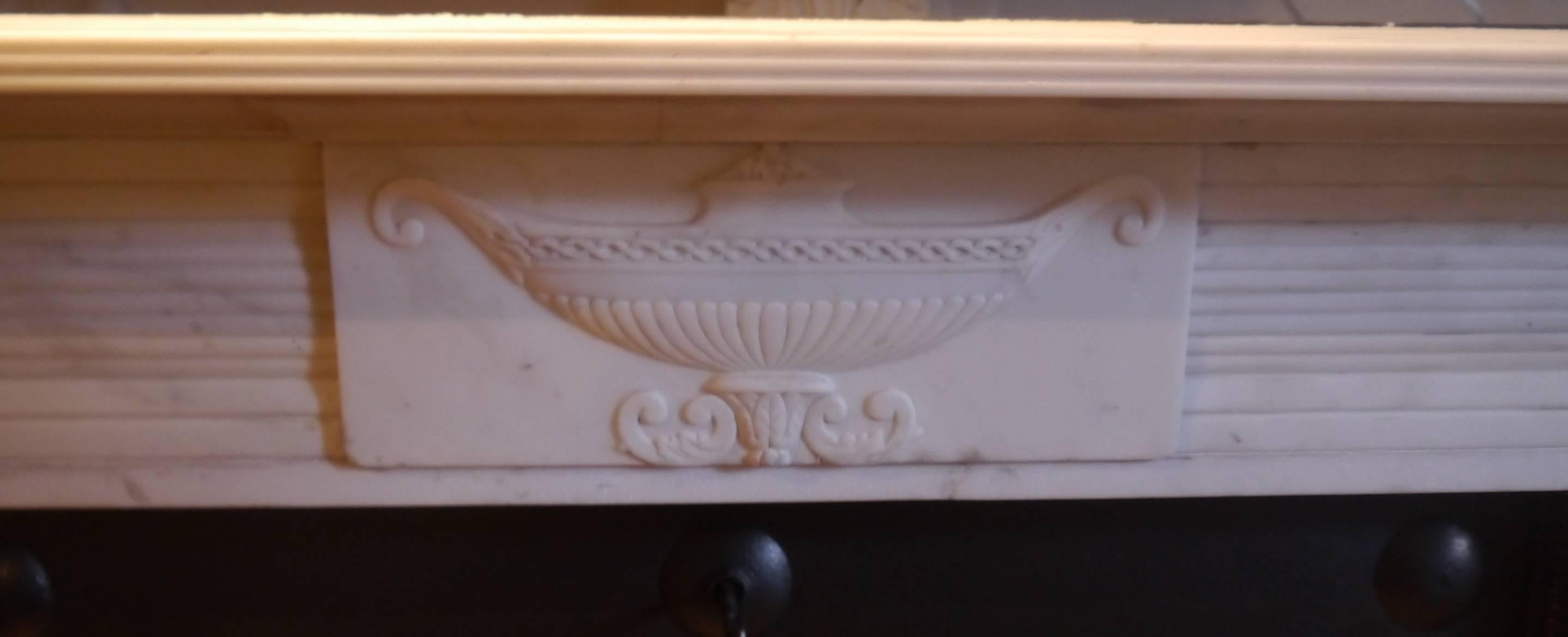 Original Statuary White Regency Marble Surround In Good Condition In London, GB