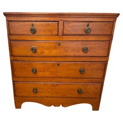 Virginia Pine Chest of drawers, probably Shenandoah Vally, with a lovely design