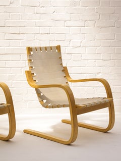 Pair of Alvar Aalto '406' Lounge chairs for Artek, 1970s