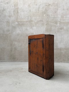 A wonderfully primitive cupboard with beautiful wear, circa 1800