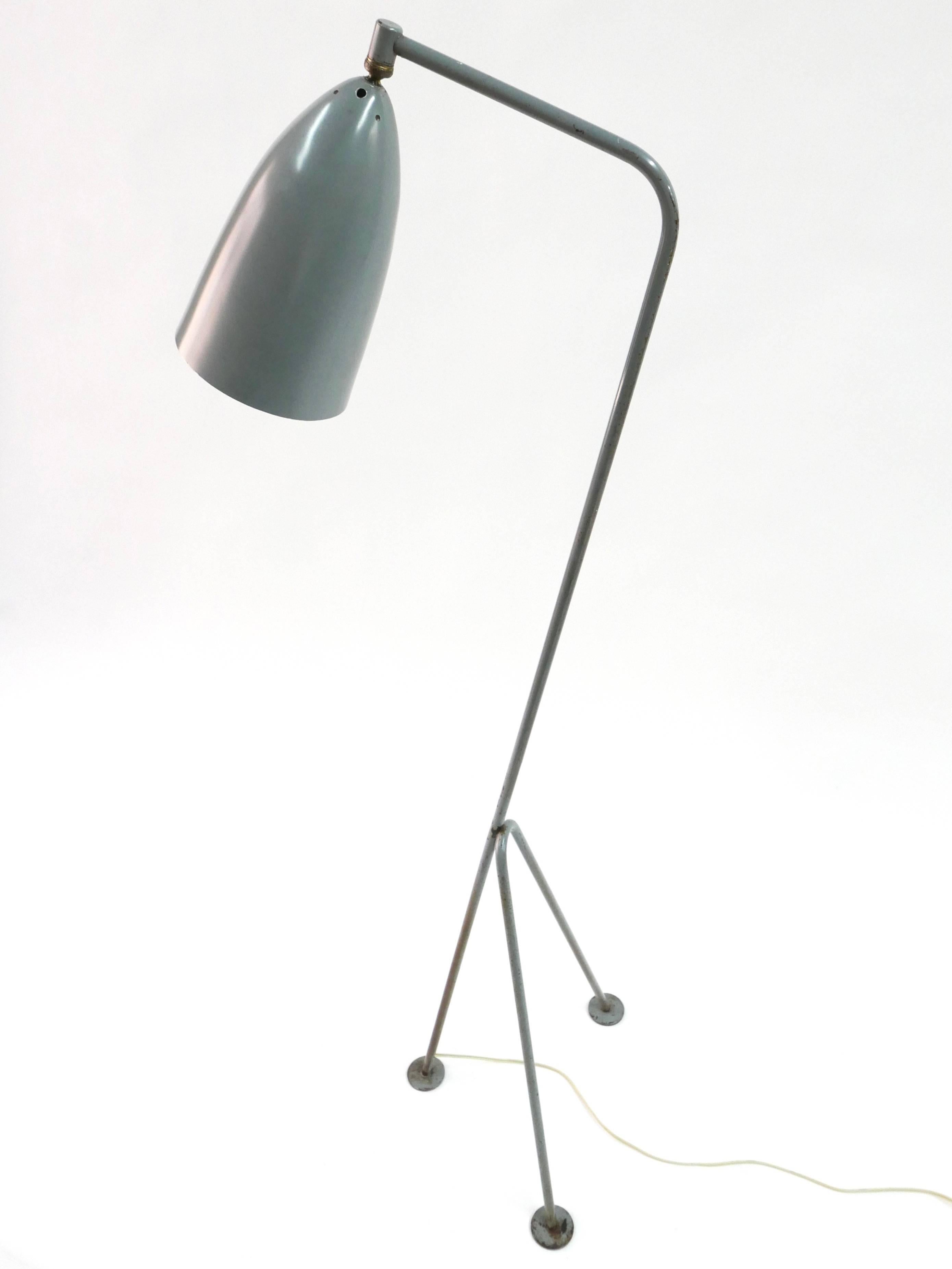 Grasshopper floor lamp designed by Greta Magnusson Grossman for Ralph O. Smith in 1947. A fine original example with even patina to the enameled frame.